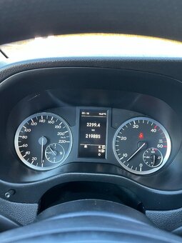 Mercedes Vito - 5