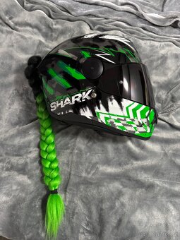 Přilba SHARK s copánkem - 5