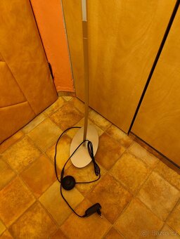 Stojací LED lampa - 5