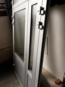 DVOJE VELIKÉ VCHODOVÉ HLINÍKOVÉ DVEŘE 150x260-PLZEŇ - 5