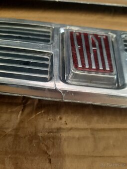 Predni znak Fiat 850 Berlina Special - 5