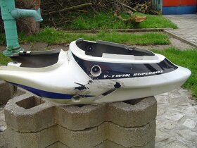 Směs dílů Suzuki TL1000R - 5