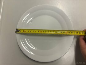 Bílý porcelánový talíř - 5