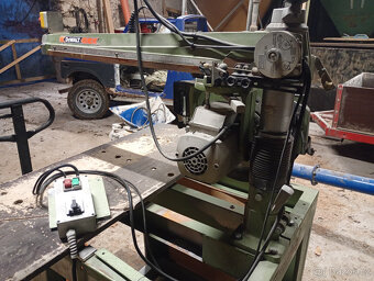 Radialní pila Dewalt - 5