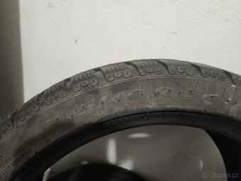 245/40 r19 zimni - 5