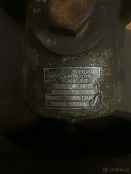 Elektromotor s převodovkou - 5