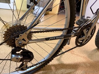 Rock Machine Master - 5