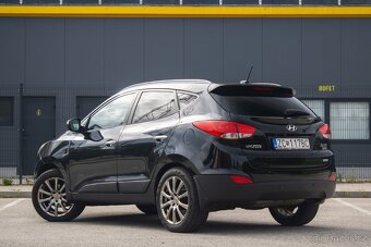 Hyundai ix35 2.0 CRDi VGT Premium 4x4 A/T - 5