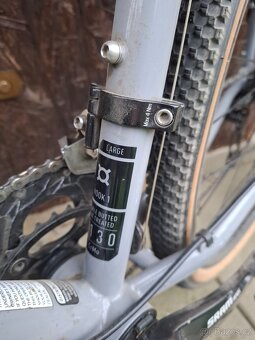 Gravel bomtrack Hook 1 - 5