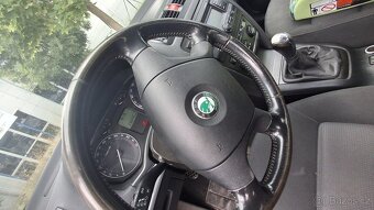 Skoda octavia II 1.6 mpi - 5