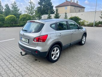 Nissan Qashqai 2,0i 104kW 4x4 - 5