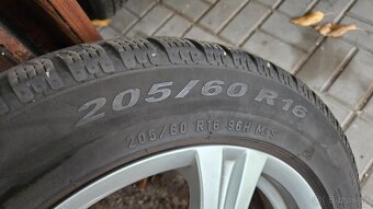 Zimní Sada Alu Kola 5x114.3 205/60 R16 Pirelli - 5