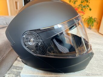 Přilba na motorku - 5