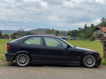 Bmw e36 323ti - 5
