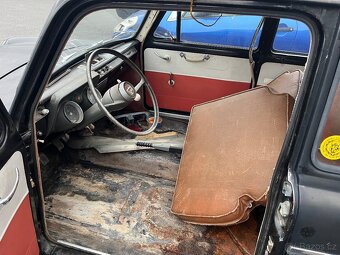 Ford Anglia 101e - 5