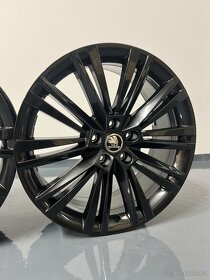 Originální alu kola Canopus ⚫️, Škoda Superb 3, 5x112 r19 - 5