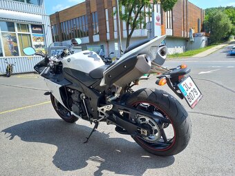 Yamaha R1 (2011/18200km) - 5