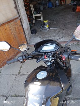 Honda CB 125f - 5