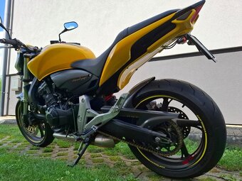 Honda Hornet 600 - 5