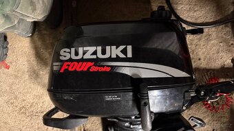 Lodní motor Suzuki 5,0 Hp - 5