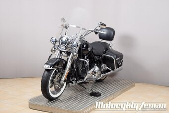 Harley-Davidson FLHRC Road King Classic 2013 - 5
