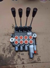 Hydraulický čtýřísekční rozvaděč  Badeshtnost - 5