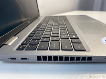 Dell Latitude 5520 15,6“/Intel Core i5-11.gen/SSD 256GB/RAM - 5