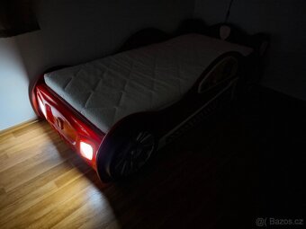 Dětská auto postel s roštem a matrací - 5