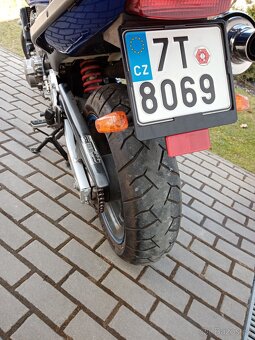 Honda Hornet 600 - 5