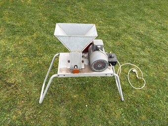 Šroťák na ovoce, šrotovník - 5