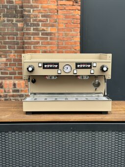 Kávovar La Marzocco LINEA CLASSIC 2AV - PO RENOVACI - 5