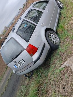 Volkswagen golf - 5