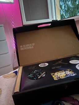 Asus Černo-Stříbrný X555L Notebook - 5