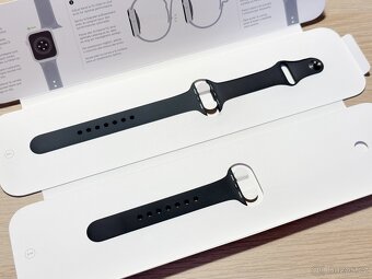 NOVÉ Apple Watch Series 6 40mm Space Gray - kompletní balení - 5