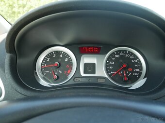 Renault Clio Grandtour 1.2 76kw 2012 - 5
