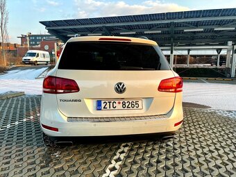 Touareg 3.0 V6 180 kW Exclusive nezávislé topení, vzduch - 5