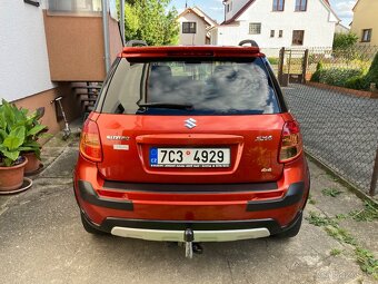 SUZUKI SX4 1,6i 4x4 88 kw plná výbava tažné bezkličkové DO - 5