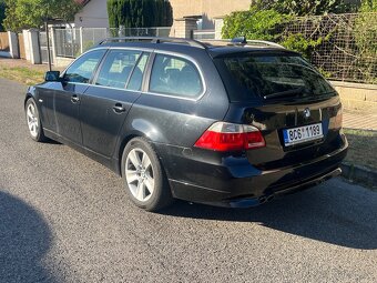 Bmw 5 e61 525d 130kw m57d25 256d2 - Black sapphire - 5