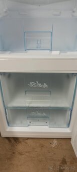 Lednice Beko A+ - 5