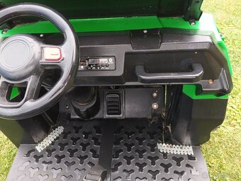 Elektrické autíčko Farmer Truck 4x4 - 5