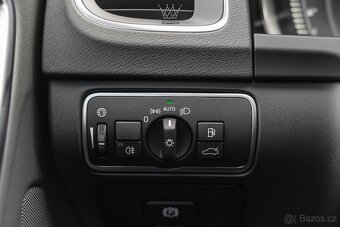 Volvo S60 D4 2.0L Drive-E Kinetic Geartronic - 5