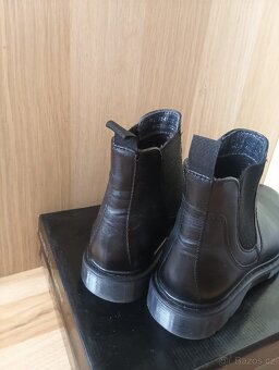 Nové dámské kožené boty vel. 38 - 5