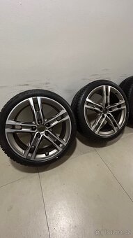 alu kola Originál BMW (M) R18 F40 F44 M140i 225/40/18 - 5