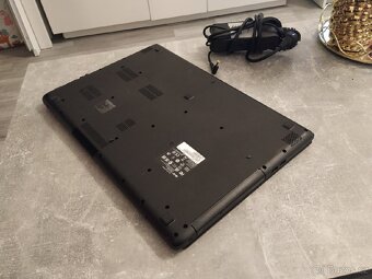 Acer Aspire E5-721-23FA - 5