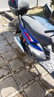Skutr Maxon Ardour 125 - 5