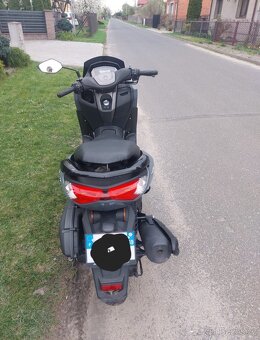 Yamaha nmax 125 (2021) - 5