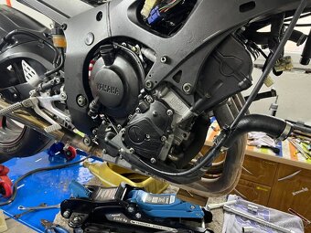 Yamaha r6 - 5