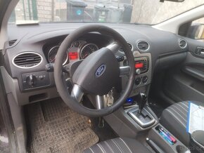 Ford Focus 1.6i kombi automat - 5