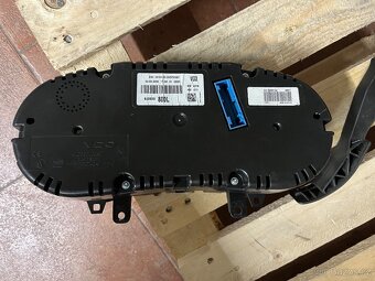 Ibiza 6J Budík origo 1.4tdi 59kw - 5