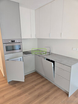 Prodej bytu 1+kk/B, 27 m2 + 4 m2, Praha 8-Kobylisy - 5